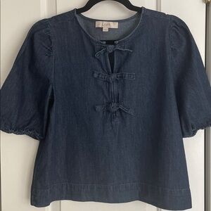 🩷Sale🩷Loft Chambray Bow Top - Like New - Small